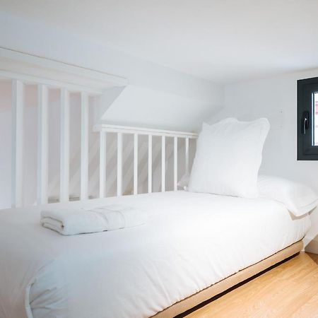 Apartamentos Montevideo 6 Seville Luaran gambar