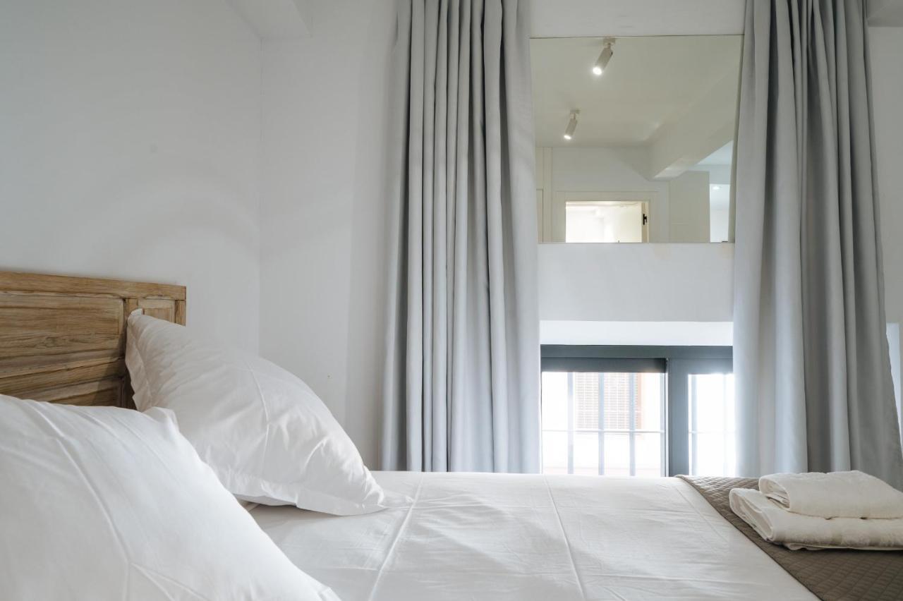 Apartamentos Montevideo 6 Seville Luaran gambar
